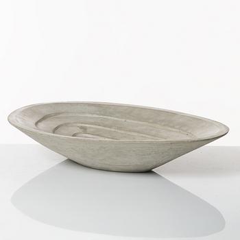 Stina Lindholm, a concrete dish, Skulpturfabriken, Sweden.