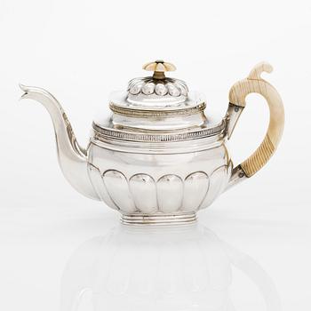 A Russian silver teapot, maker's mark of Fredrik Lönnqvist, Saint Petersburg 1829.