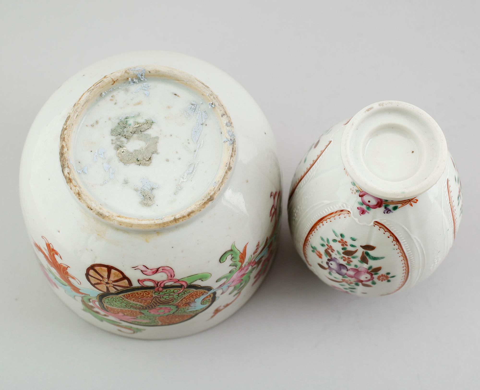 SKÅL samt TEDOSA, porslin, Kina, 1700-tal.