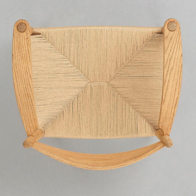 HANS J WEGNER, a "CH37" chair for Carl Hansen & Søn, Denmark, 1950-60's.