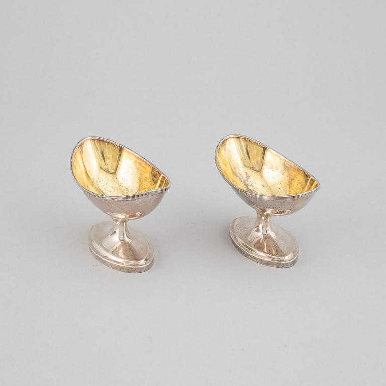 William Robertson, a pair of parcel gilt silver salt cellars, Edinburgh 1793.
