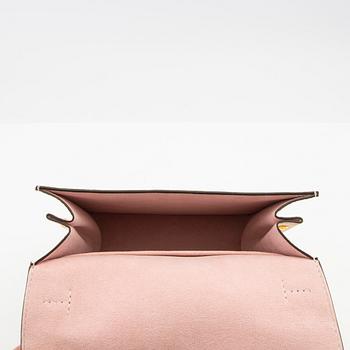 Louis Vuitton,
