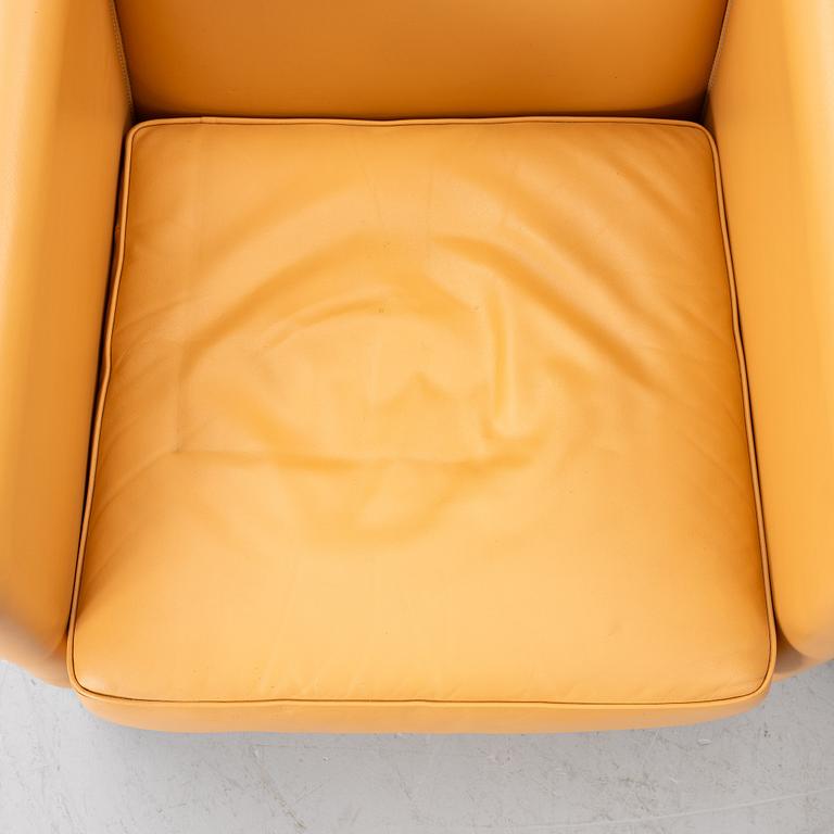 Armchairs, a pair, JOC, late 20th century.