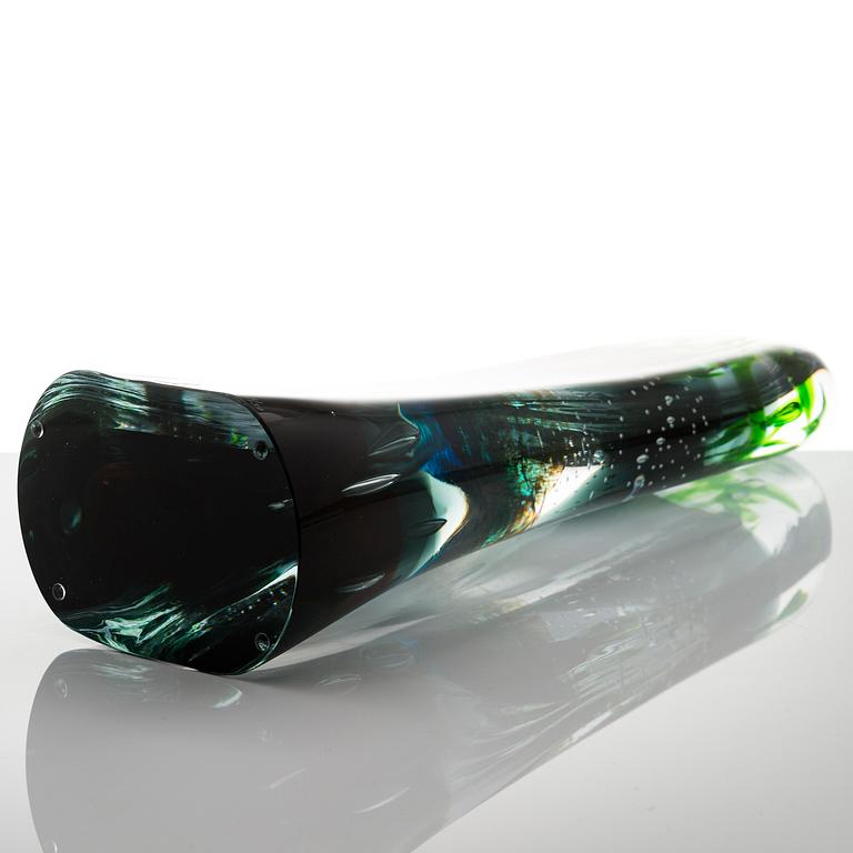 OIVA TOIKKA, a 'Latina III' glass sculpture, signed Oiva Toikka Iittala 2010, numbered 7/30.