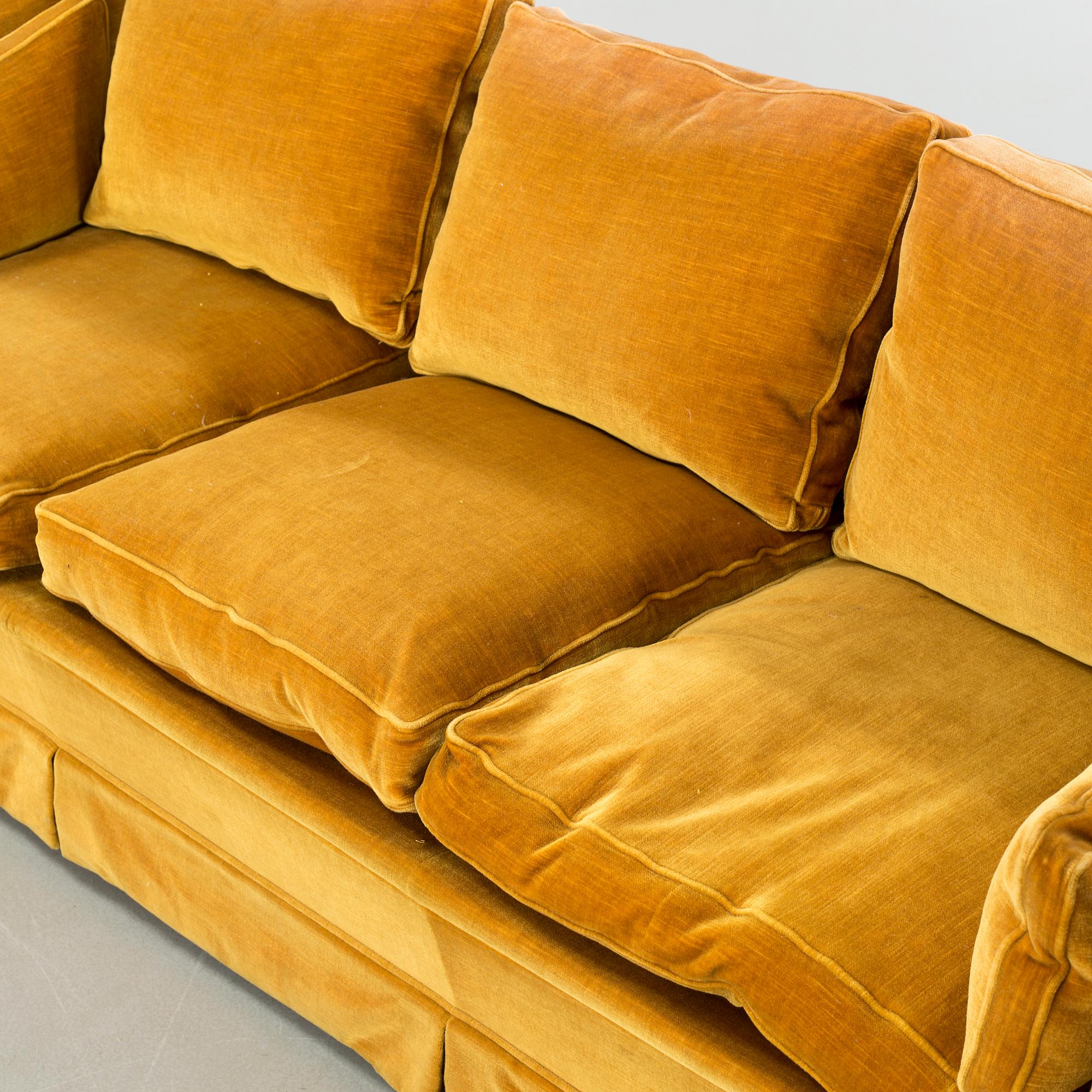 A sofa, possible Jio Möbler, second half of the 20th century.