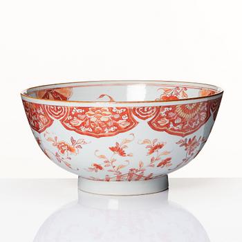 A iron red bowl, Qing dynasty, early 18th Century.