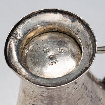 A set of silver, 5 pieces, 19th-20th century.