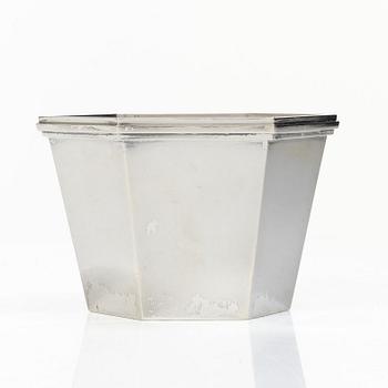 Wiwen Nilsson, Bowl/goblet, sterling silver, Anders Nilsson, Lund 1961.