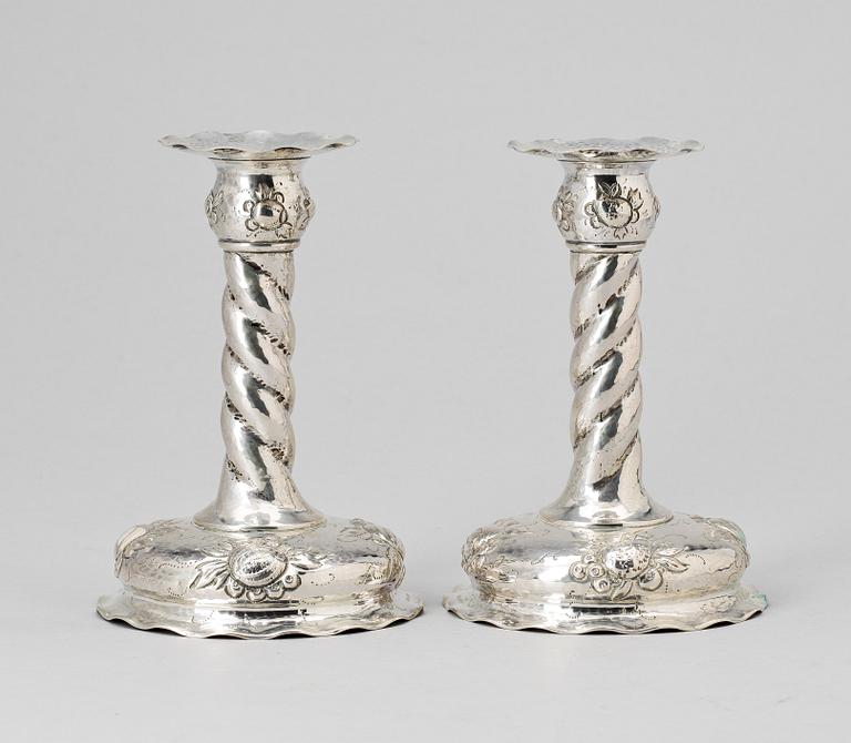LJUSSTAKAR, ett par, silver, C G Hallberg, Stockholm, 1928.