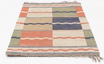 Märta Måås-Fjetterström, matta, "Vita Rutmattan", rölakan, ca 112 x 68,5 cm, signerad AB MMF.