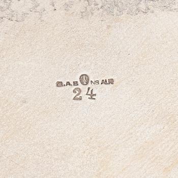 A silver plated Art Déco teabox from the 1930's.