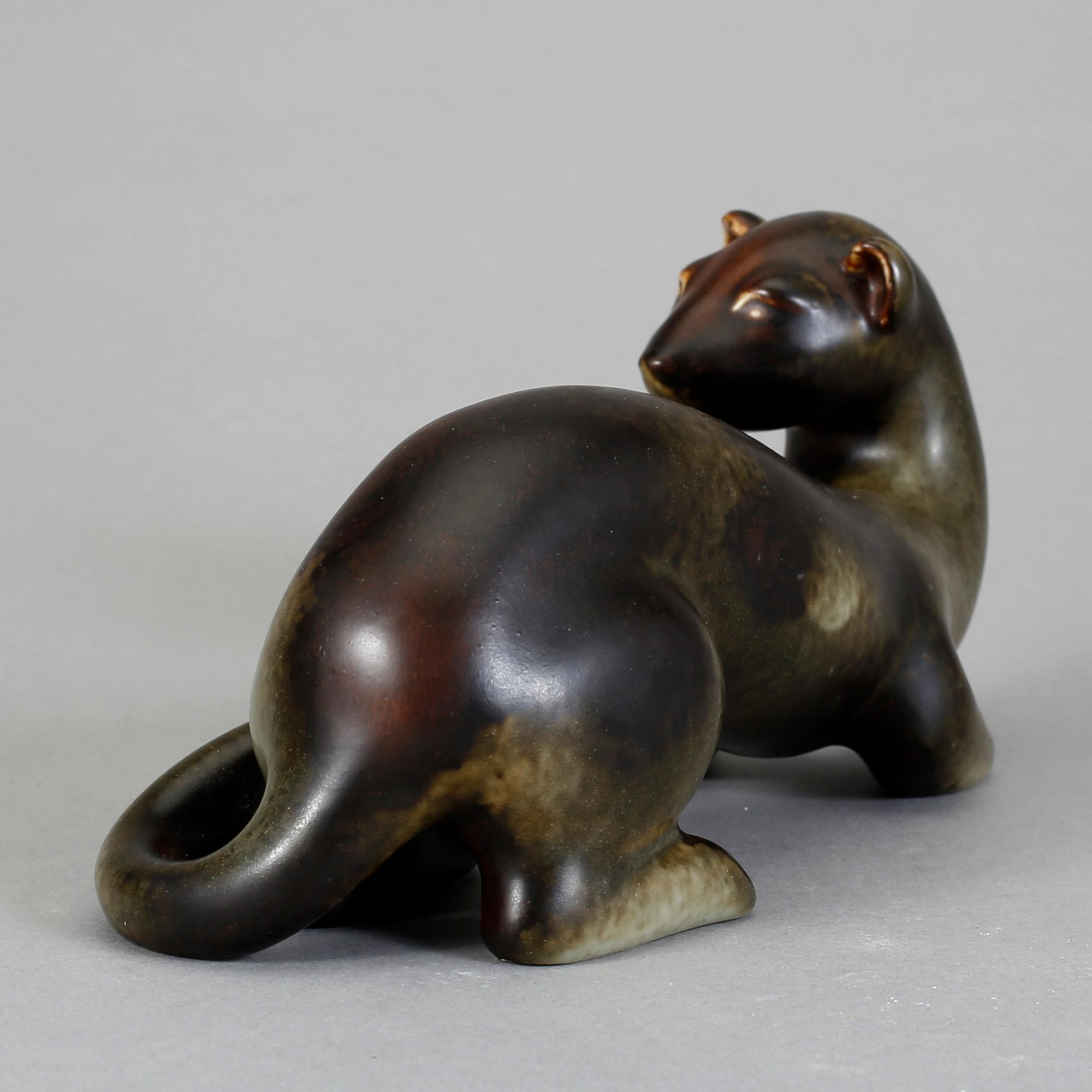 FIGUR, stengods, signerad. Gunnar Nylund, Rörstrand.