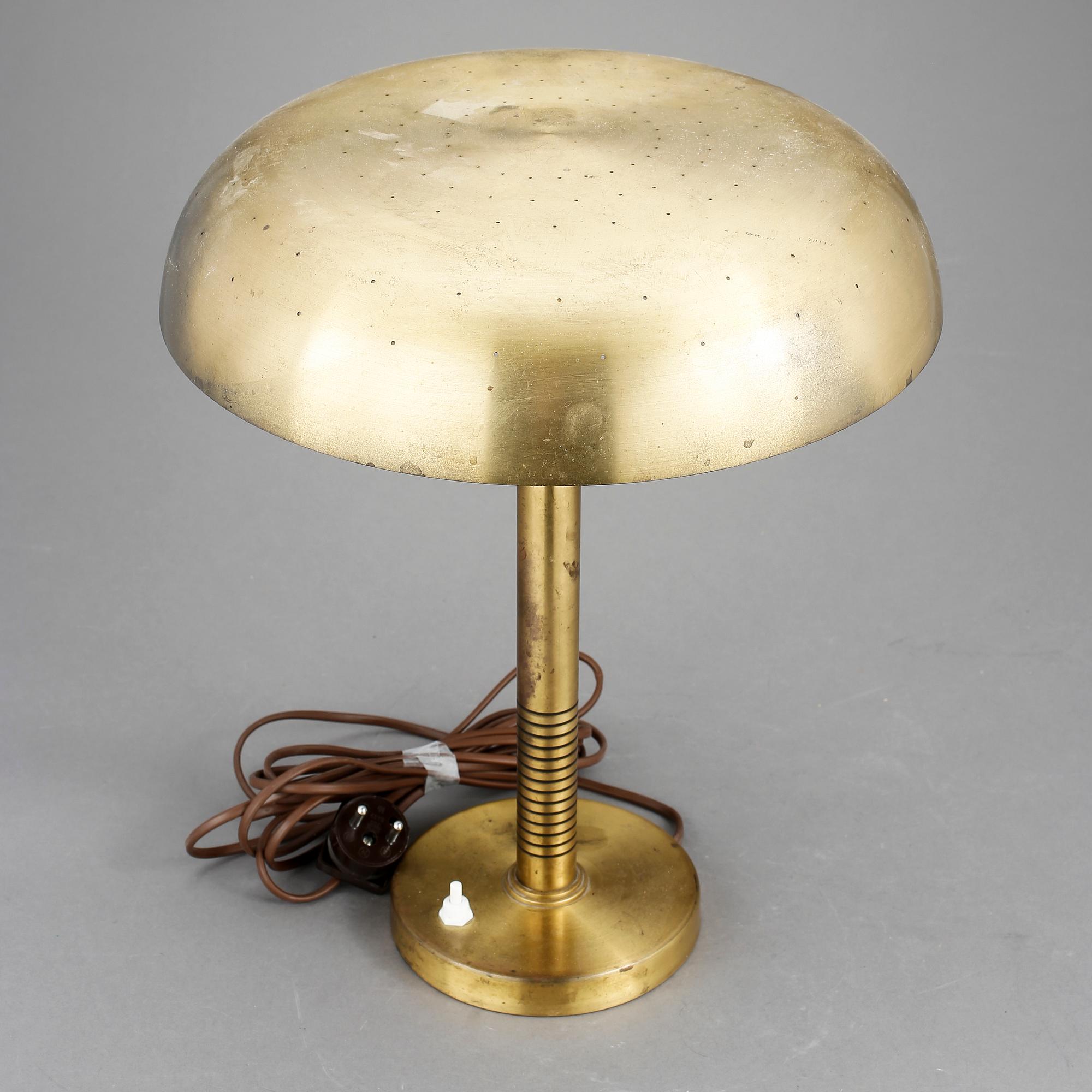 SKRIVBORDSLAMPA, mässing, 1940-tal.