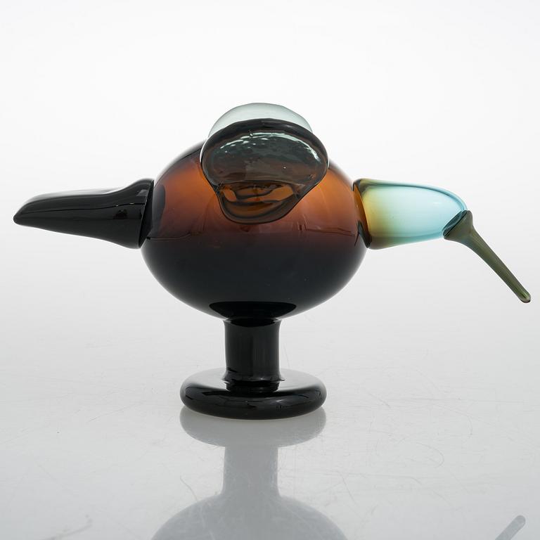 OIVA TOIKKA, a glass sculpture signed O. Toikka, Nuutajärvi 2012 and 587/2000.