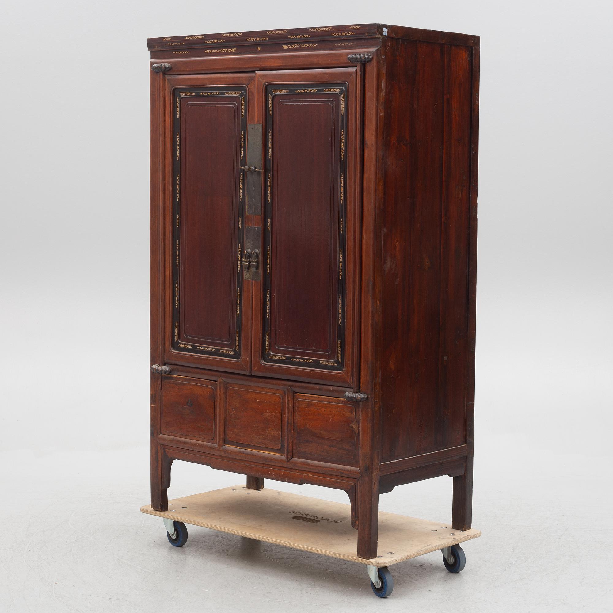 Skåp, Kina, 1900-tal.