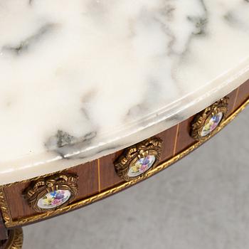 Salongsbord, Louis XVI-stil, 1900-tales första hälft.