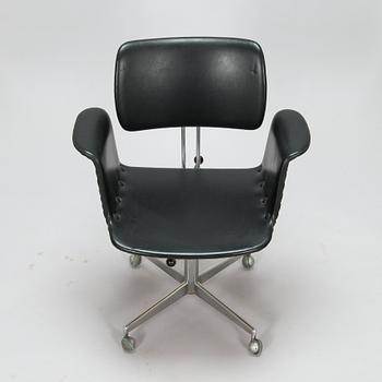 Kontorsstol, Björn nr 2114, Asko. I produktion 1962-1975.