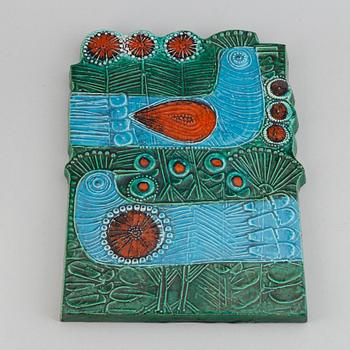 LISA LARSON, a stoneware wallplate, Gustavsberg.