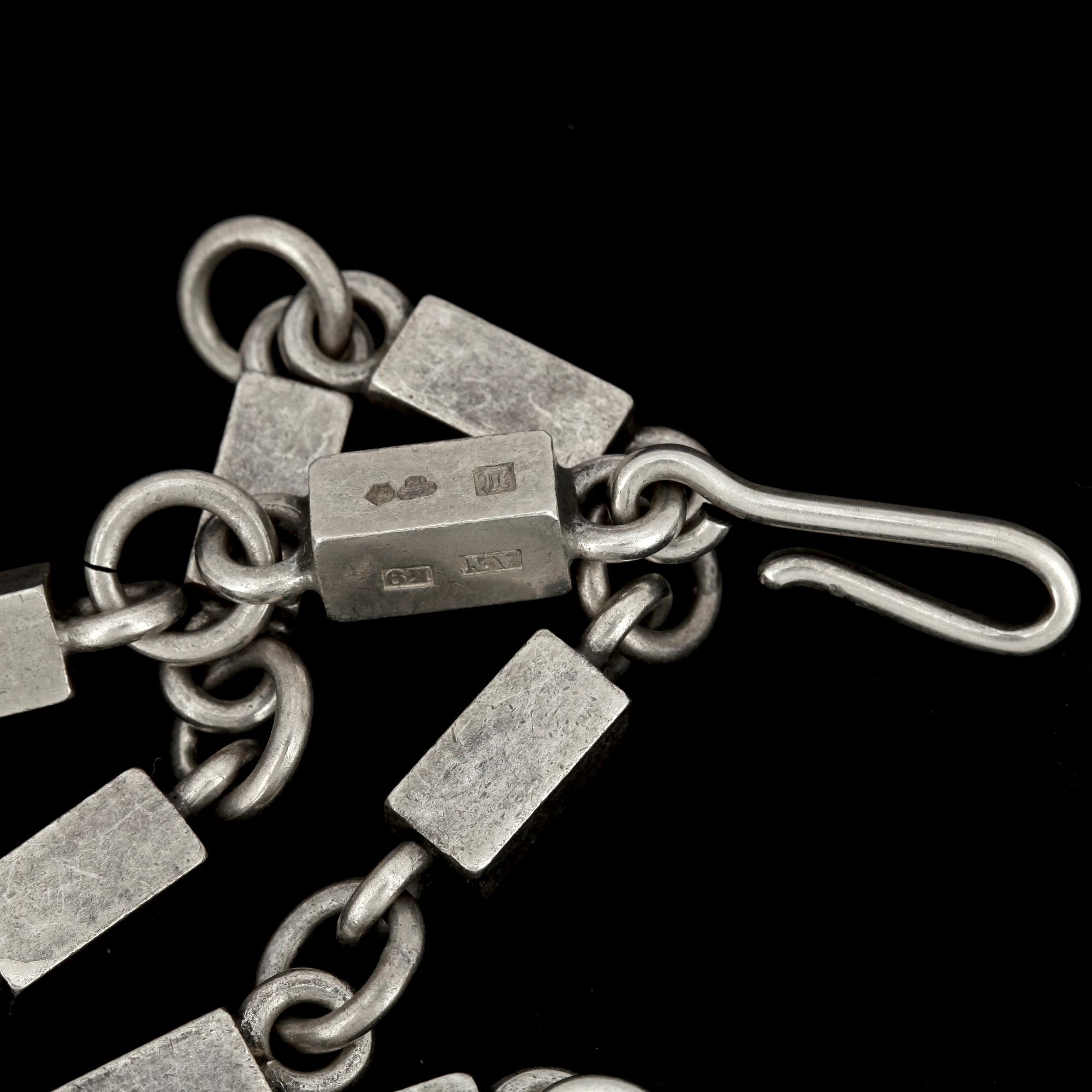 COLLIER, sterling silver, Wiwen Nilsson, Lund. Vikt 68 g.