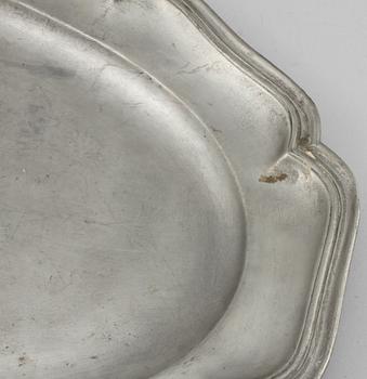 UPPLÄGGNINGSFAT, tenn, rokokostil, 1800-tal.