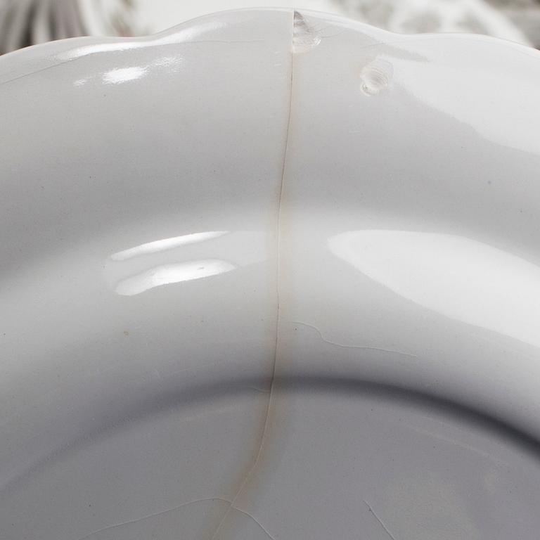 MATSERVIS, 110 delar, porslin, "Windsor", Ridgway, England, 1960- och 1980-tal.