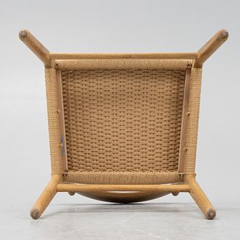 Hans J. Wegner, stolar, 6 st, modell CH-23, för Carl Hansen & Søn, Danmark, 2017.