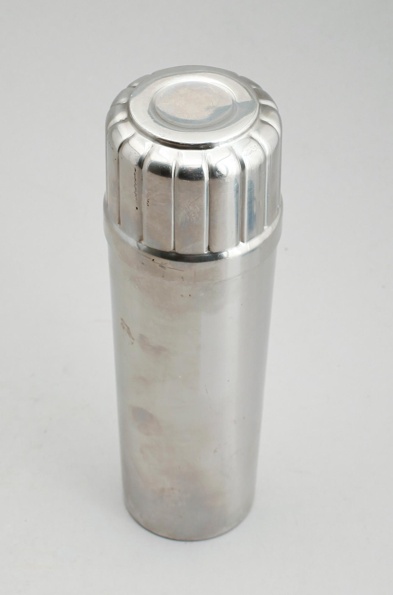 COCKTAILSHAKER, stål, "Thebe", Folke Arström, Gense.