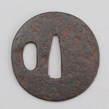 TSUBA, järn, Japan, antik.