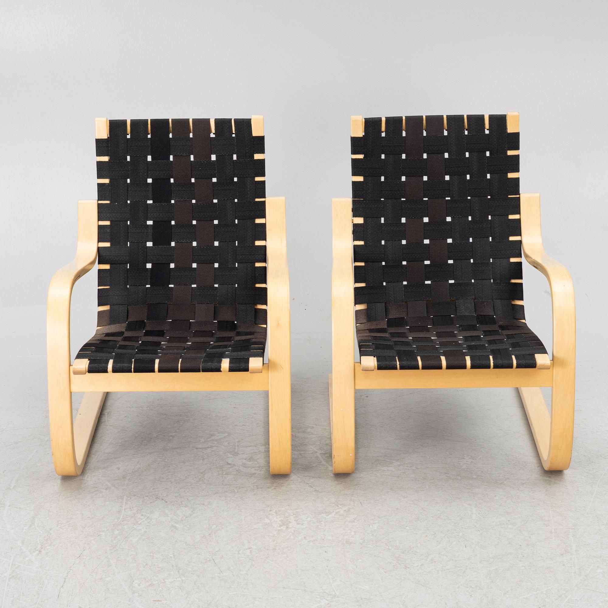 Alvar Aalto, fåtöljer, ett par, modell 406, Artek, 1980-tal.