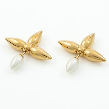 Louis Vuitton, earrings.