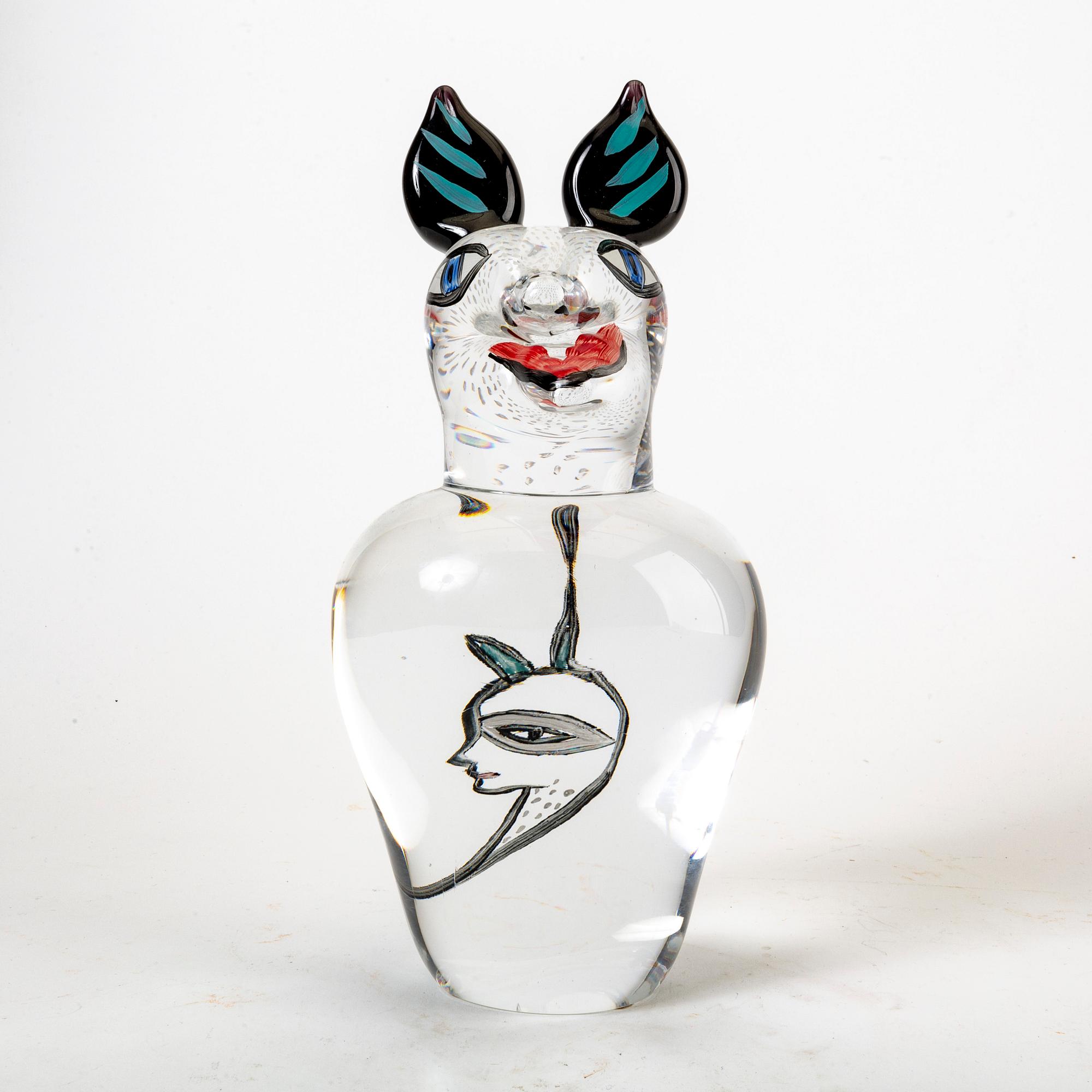 A signed handpainted unique glass figurine by Ulrica Hydman-Vallien for Kosta Boda.
