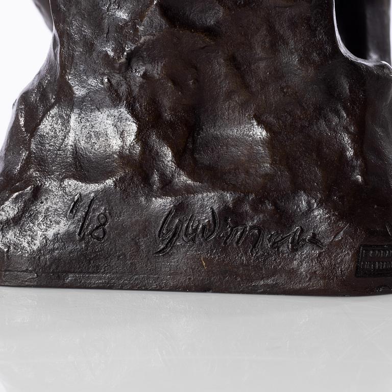 Gudmar Olovson, sculpture. Signed. Numbered. Foundry mark. Bronze, height 30 cm, length 21.5 cm.