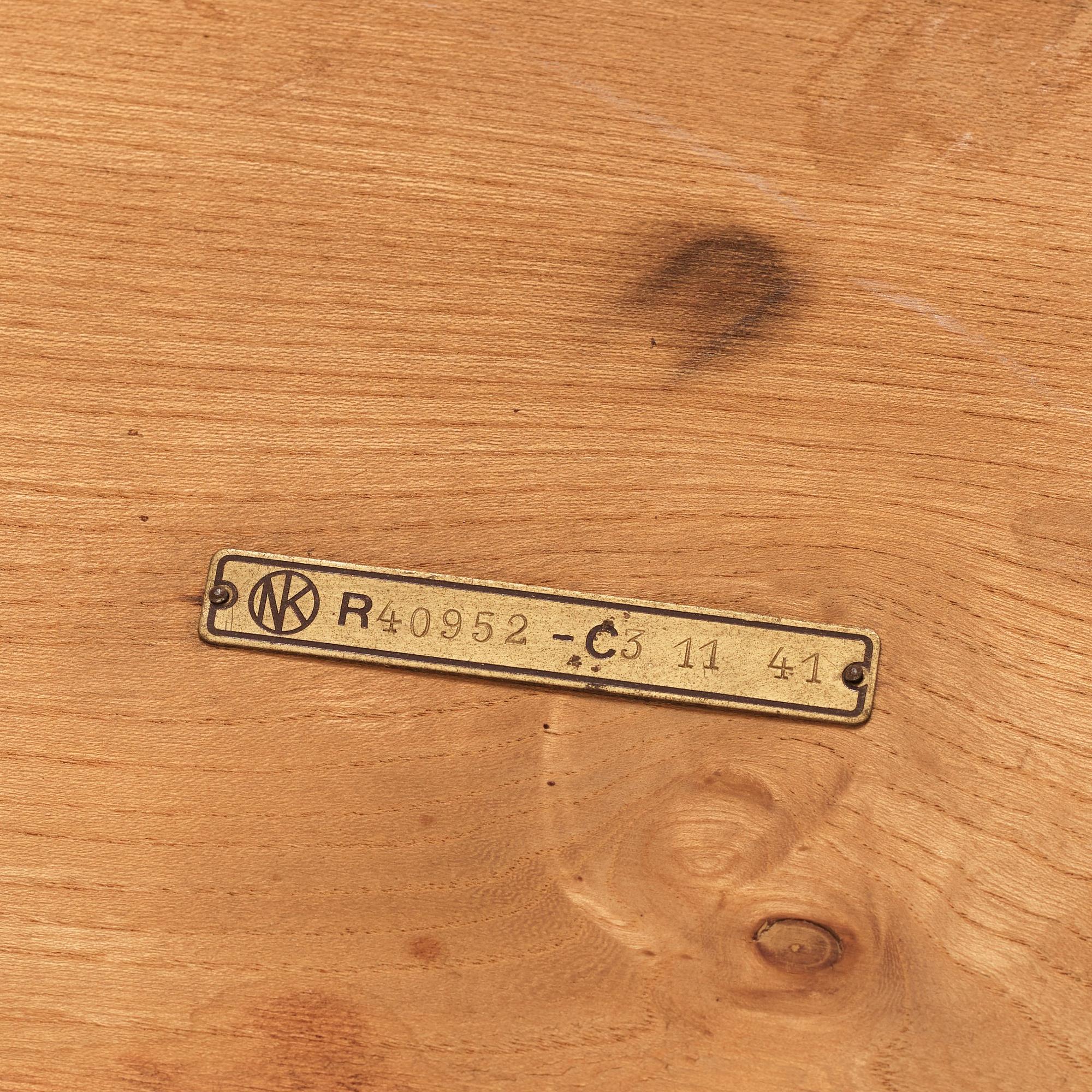 Axel Einar Hjorth, bord "Dagmar", Nordiska kompaniet, 1941.