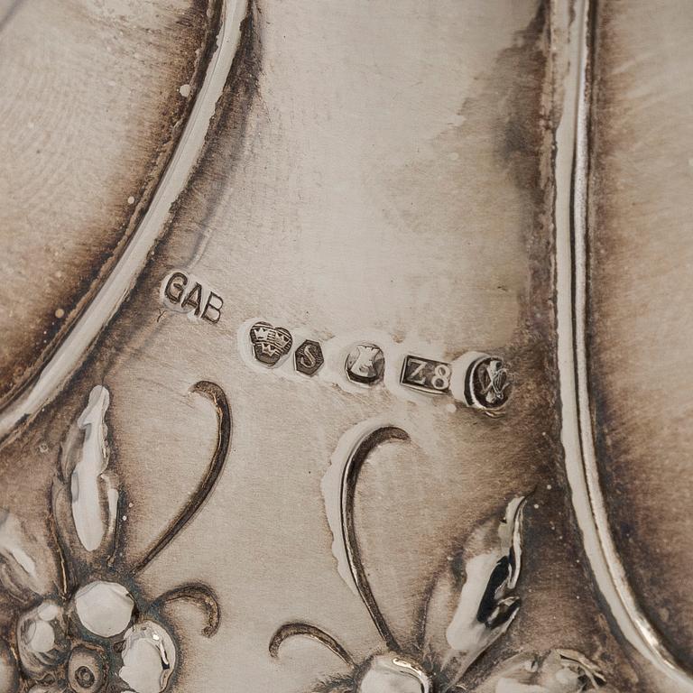 Kynttilänjalkapari, hopeaa, GAB, Ruotsi 1950.