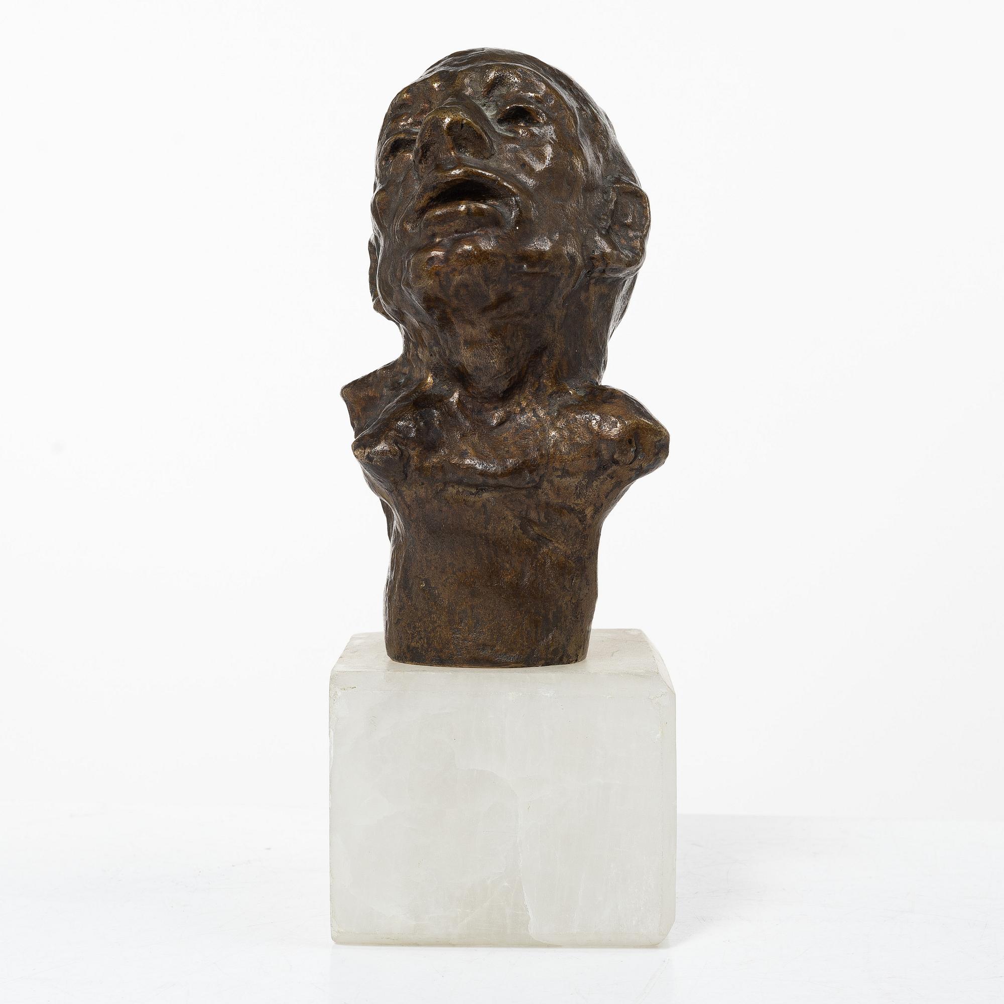 Helge Högbom, Bust.