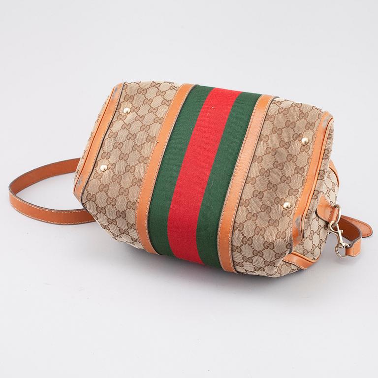 GUCCI, a bag.