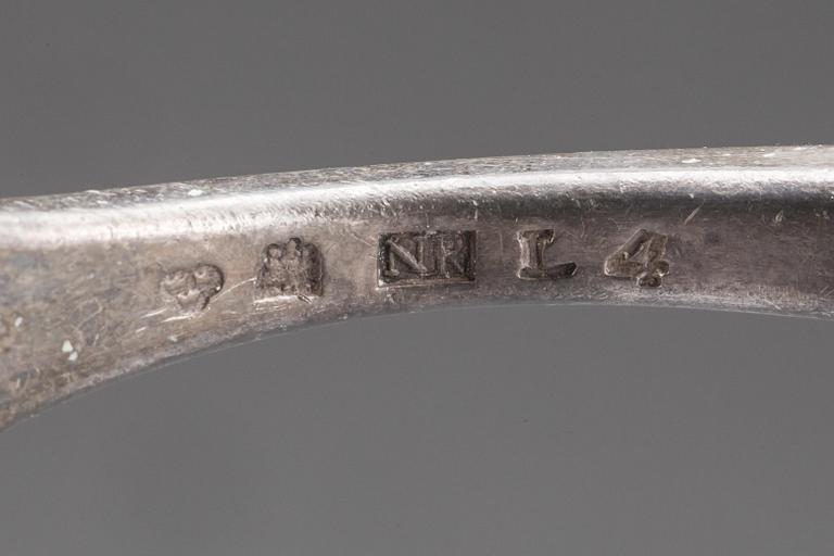 SOPPSLEV, silver, Niklas Ramberg, Lund, 1841. Total vikt inkl skaft ca 172 gram.