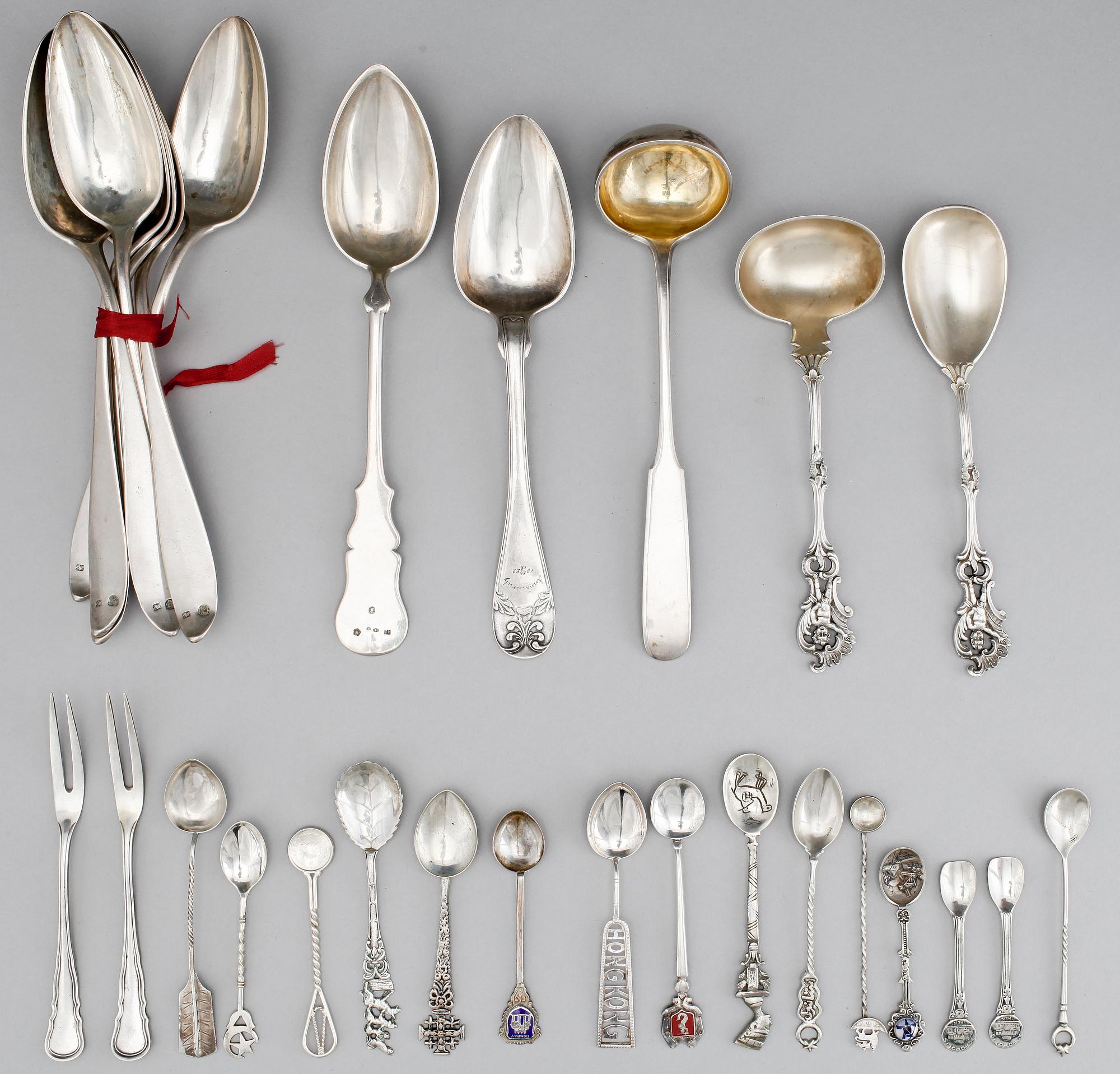PARTI BESTICK, silver, flertal länder, bla Polen, 1830-tal till sent 1900-tal. Vikt ca 800 gram.