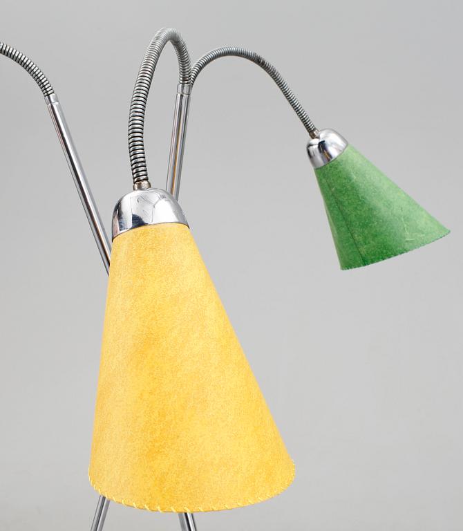 GOLVLAMPA, omkring 1900-talets mitt.