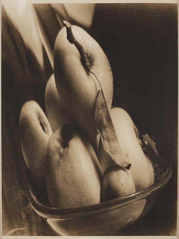 Åke E:son Lindman, photograph signed and dated 1984 on verso.