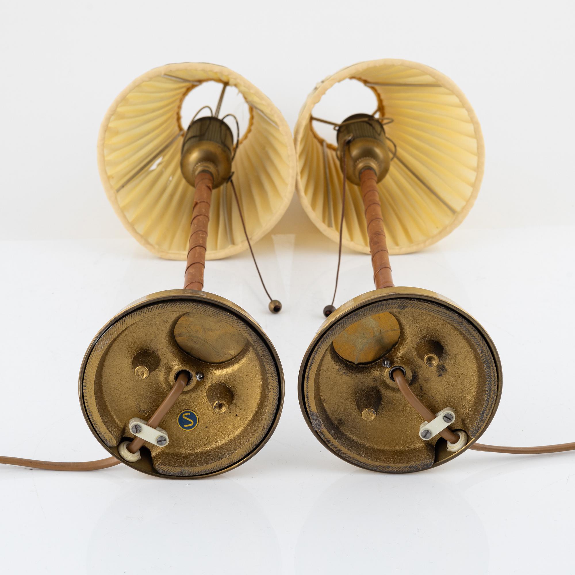 Einar Bäckström, a pair of table lights, mid 20th Century.