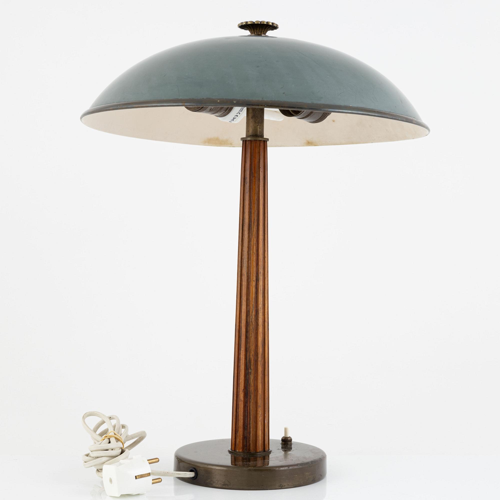 Erik Tidstrand, a model '29595' table lamp, Nordiska Kompaniet, 1930's-1940's.
