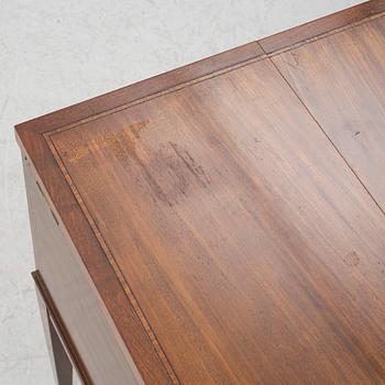 Drinks trolley/bar cabinet, first half of the 20th century.