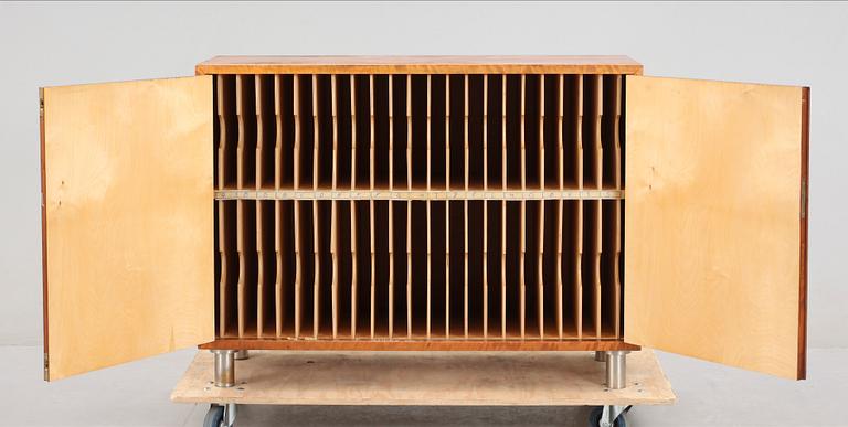 SKÅP / SIDEBOARD, funktionalism, Sverige, 1930-tal.