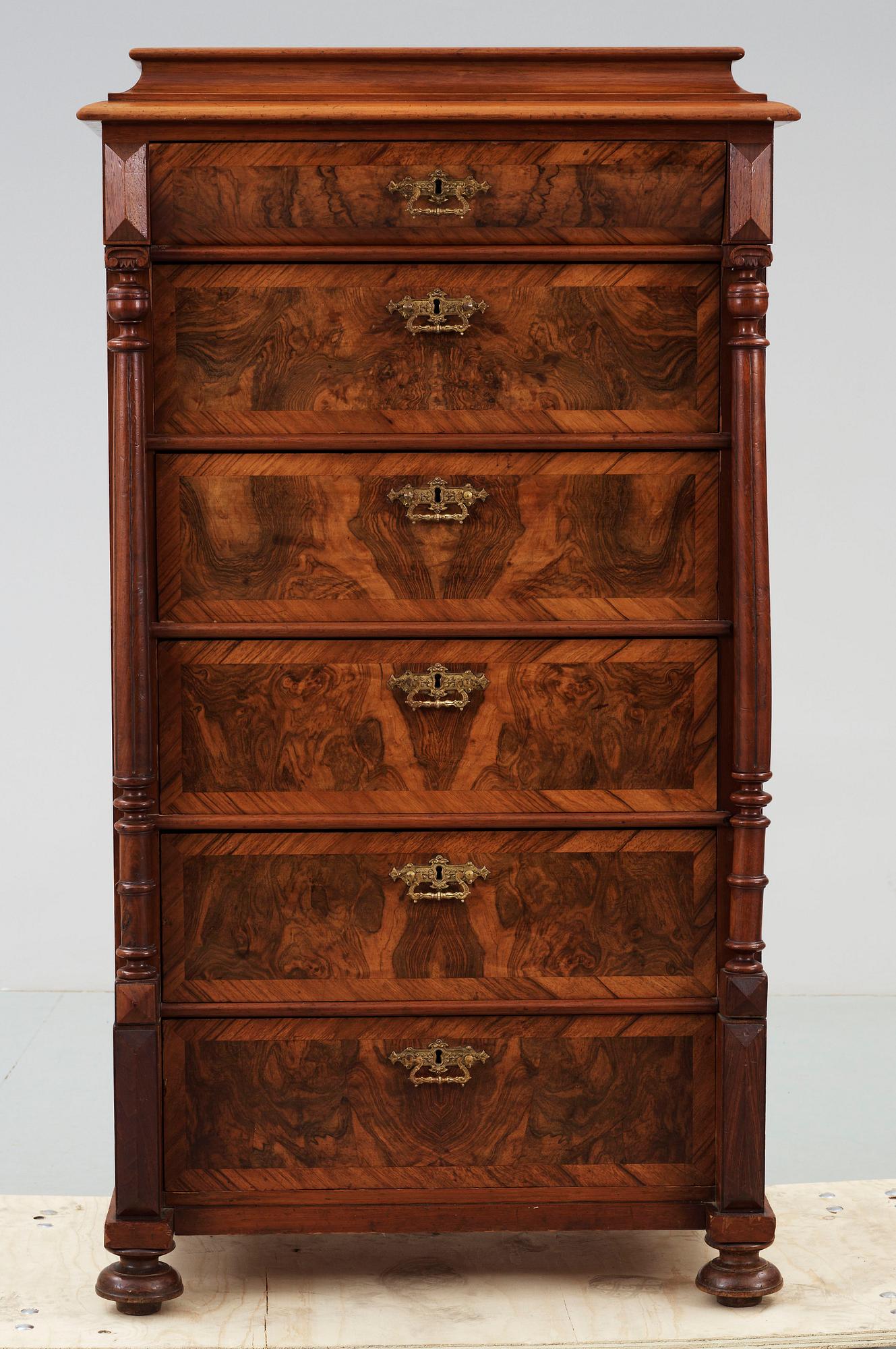 HERRBYRÅ, nyrenässans, sent 1800-tal.