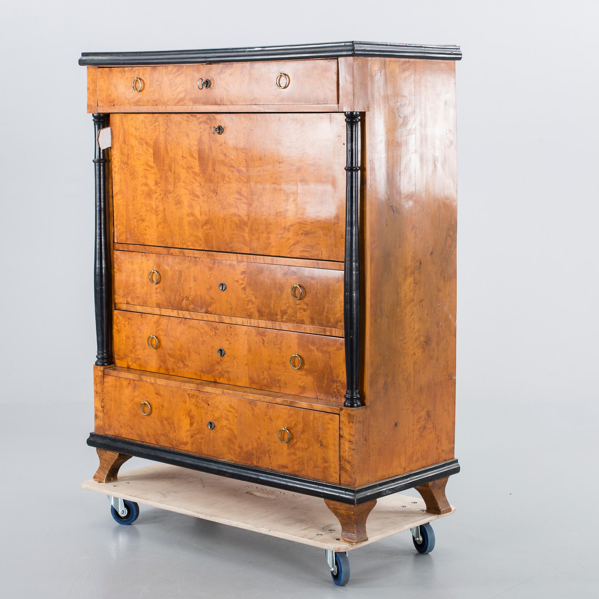 CHIFFONJE, 1800-talets mitt.