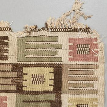 MATTA. "Nyponblomman". Rölakan. 297 x 202,5 cm. Signerad AB MMF.