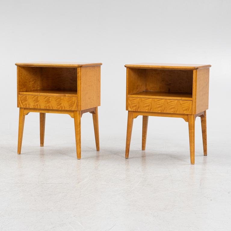 A pair of birch wood bedside tables, first part of the 20th Century.