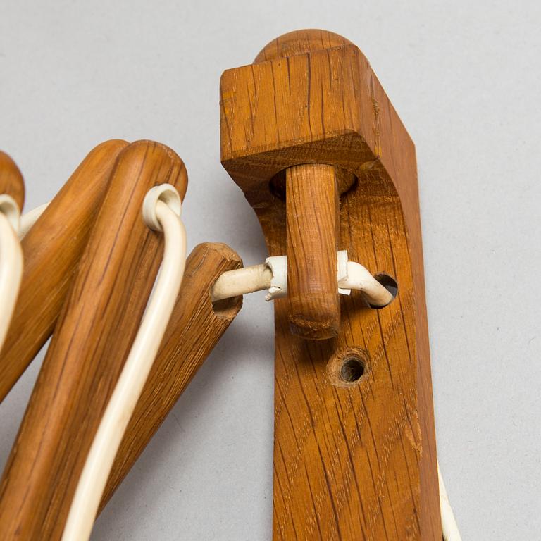 Erik Hansen, vägglampor, ett par, "Saxelampe", Le Klint, Danmark.