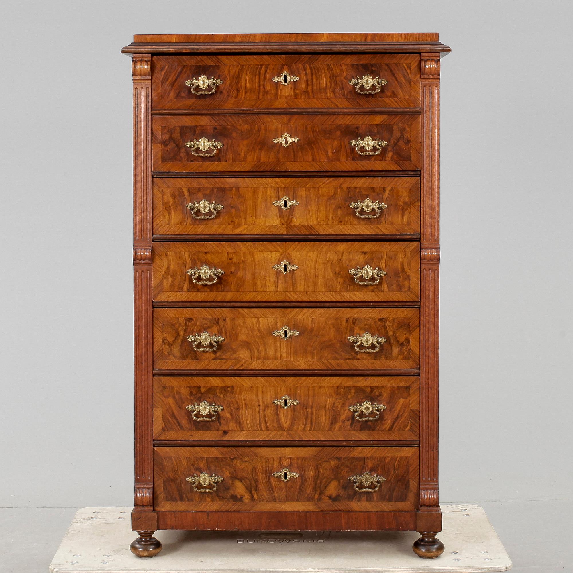 HERRBYRÅ, nyrenässans, sent 1800-tal.